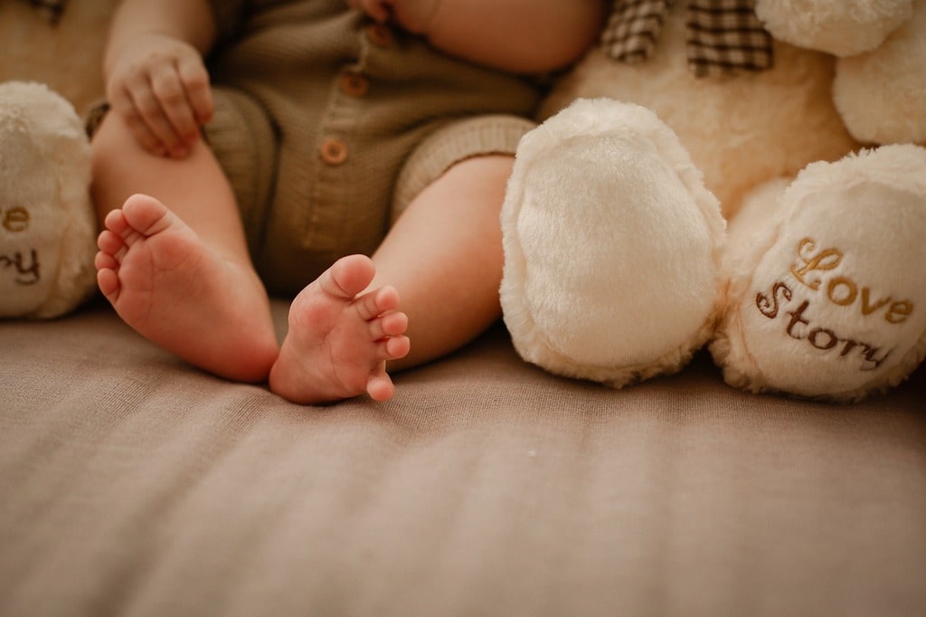 Célébrer une naissance en toute simplicité entre proches